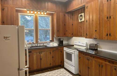 Sullivan's Island House | Oceanfront Retreat 'Surf's Up' - Guest Rated 9.8/10