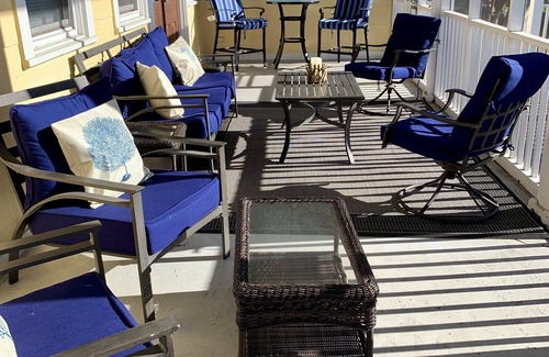 Sullivan's Island House | Oceanfront Retreat 'Surf's Up' - Guest Rated 9.8/10