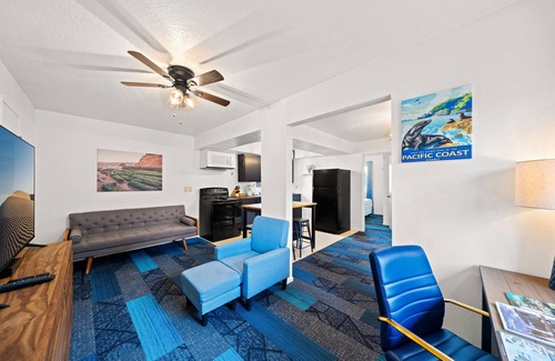 Pacific City Hotel | Discover Surf & Sand Inn: Family-Friendly Stay with Breakfast