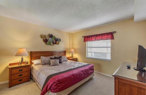 Madeira Beach Resort | Oceanfront Escape at Surf Song with Pool & Ocean Views