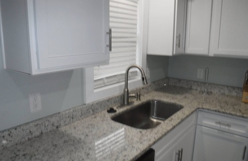 Emerald Isle House | Beach Access & Ocean View at Surf Sounds - Guest Rated 10/10