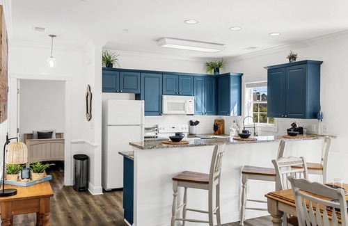 Central Myrtle Beach Resort | Oceanfront Retreat: Surf & Turf Myrtlewood 301 Awaits