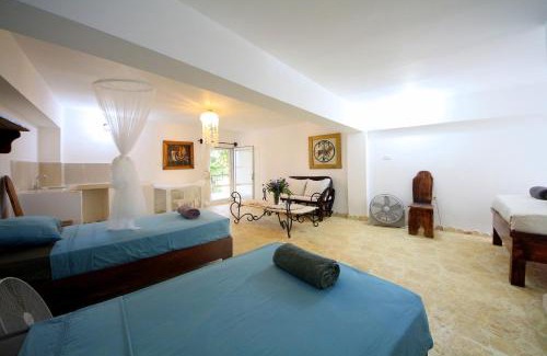 Cabarete Resort | Oceanfront Surfbreak B&B with Pool & Kitchen Amenities