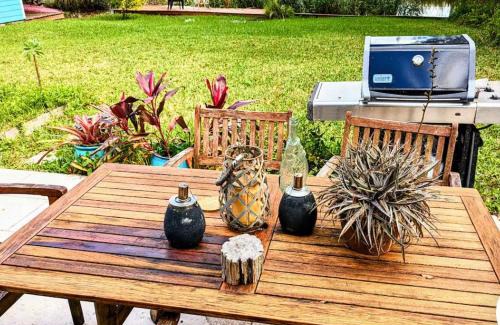 North Beach House | Relaxing Stay at Surfers Paradise: Family-Friendly Retreat