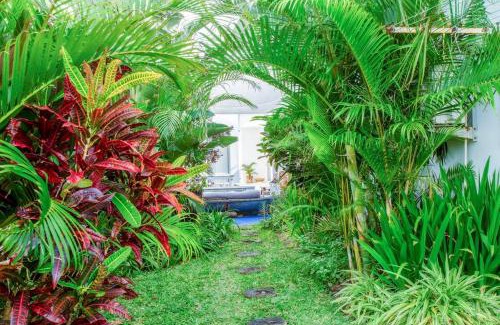 Ponta d'Ouro House | Oceanfront Retreat at Surfers Spot - Child Friendly Escape