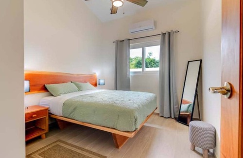 Las Escobas del Venado House | Surfs Up! PLAYA VENAO! Walk To The Beach 3+2 CasaPalma #4 [#3 also Avail]