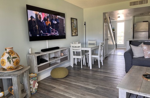 New Smyrna Beach House | Guest Rated 10/10 Surfside Beach Condo with Pool & Kitchen