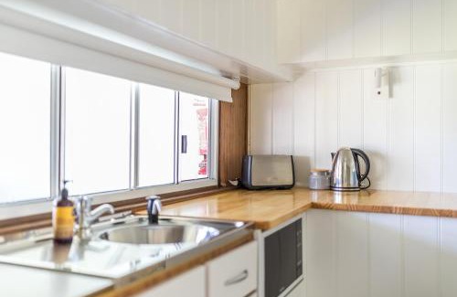 Cudmirrah Resort | Pet-Friendly Surfside Cudmirrah Beach with Ocean Views