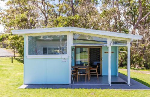 Cudmirrah Resort | Pet-Friendly Surfside Cudmirrah Beach with Ocean Views