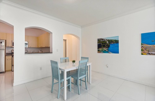 Surfside Apartment | Surfside Retreat: Ultimate 1BR Work-From-Home Getaway