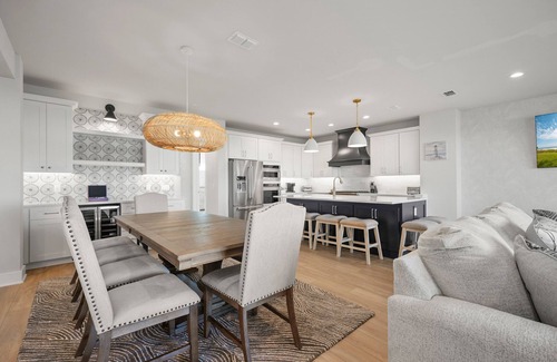 Palm Coast House | Oceanfront Surfview Paradise Manor with Amazing Amenities