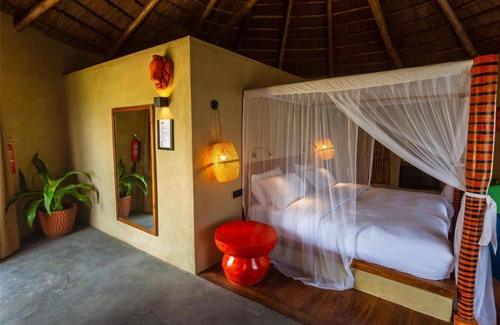 Mto wa Mbu Hotel | Discover Suricata Boma Lodge: A 5-Star Family Retreat