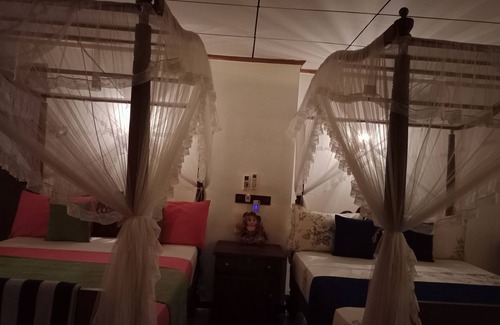 Mirissa House | Top-Rated Suriya Guest Home Stay in Mirissa with Breakfast