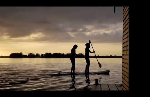 Oud Ade Boat Rental | Charming Surla Houseboat "Copes Club" on Westeinderplassen