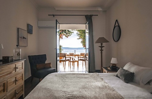 Cavaliere Beach Hotel | Relax at Surplage Hôtel Cavalière: Ocean View & Spa