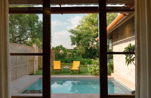 Jodhpur Hotel | Explore Surpura Bagh: 4-Star Retreat with Pool & Breakfast