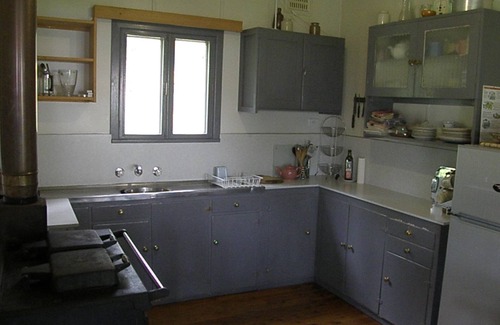 Carrowbrook Cabin | Nature Retreat in Northern Hunter Valley - 9.8/10 Rated