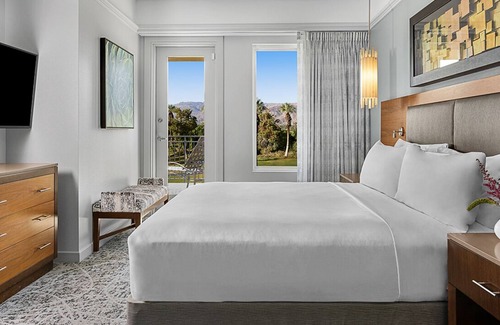 Palm Desert Resort | Family-Friendly Retreat with Pools, Golf & Scenic Grounds