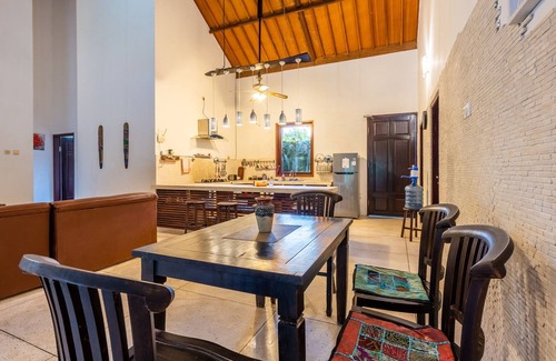 Sengkidu Villa | Relax at Surya Villa - Private Pool & Ocean View Escape