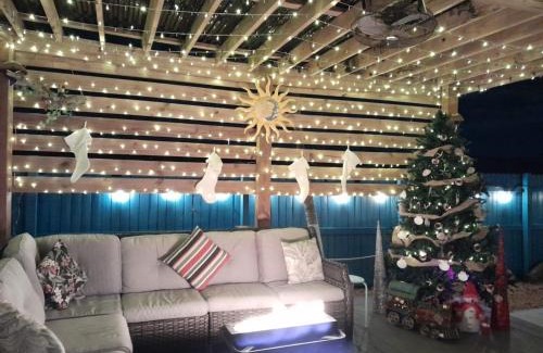 Greenacres Apartment | Experience Susan and Ledif's Tropical Hideaway with Ocean Views