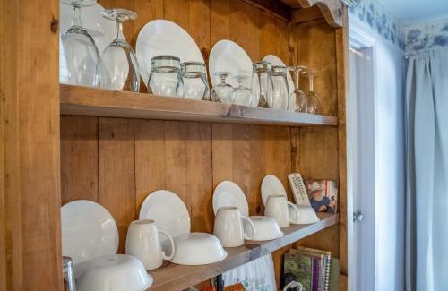 Gardner House | Discover Susan's Cottages: Family-Friendly & Accessible Getaway