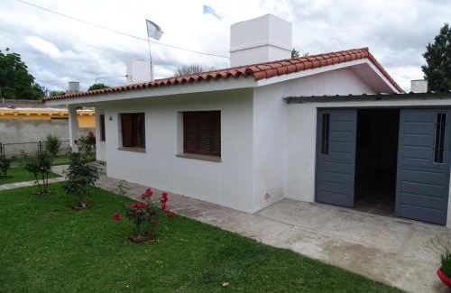 La Falda House | Discover Susana: Pet-Friendly & Family-Oriented Retreat