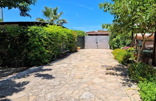 Marsala House | Experience SusanSea House: Oceanfront Bliss Awaits You