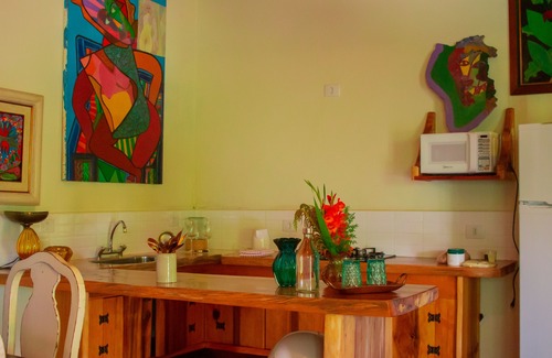 Santo Antonio do Pinhal Hotel | Eco-Friendly Mountain Retreat with Breakfast & Pet Amenities