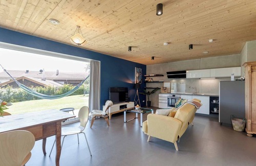 Gstadt Apartment | Eco-Friendly 5-Star Lake View Vacation Home with Spa