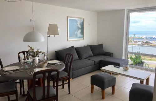 Punta Mogotes Apartment | Relax at Susurros del Mar: 4-Star Oceanfront Retreat