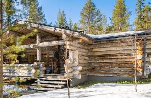 Sirkka House | Inviting Suutarinkolo by Interhome with Lake View & Spa
