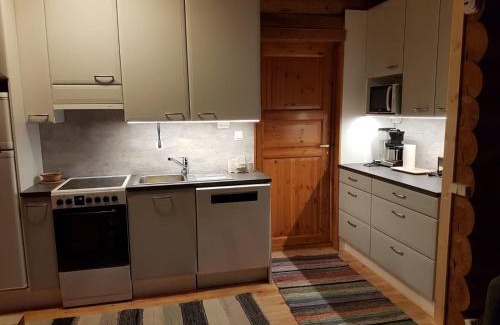 Kuusamo Ski Chalet | Relax at Suvituuli: 4-Star Oceanfront Retreat