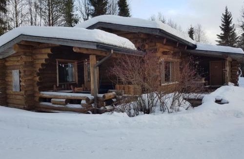 Kuusamo Ski Chalet | Relax at Suvituuli: 4-Star Oceanfront Retreat