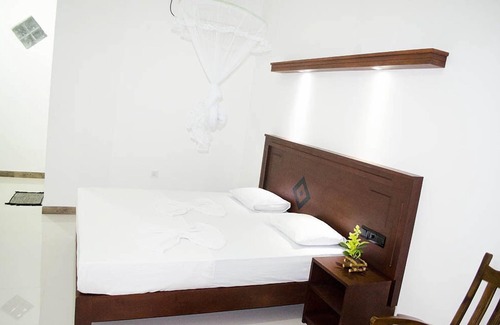 Mirissa Resort | Relax at Suwa Arana Resort & Spa with Family-Friendly Amenities