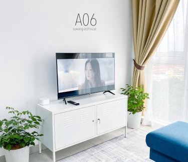 Kajang Apartment | Relaxing SUWAN Guesthouse: 2BR Apartment with Pool Access