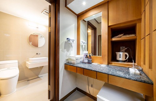 Guun-dong Hotel | Eco-Friendly Comfort at Suwon Guundong Neo Hotel