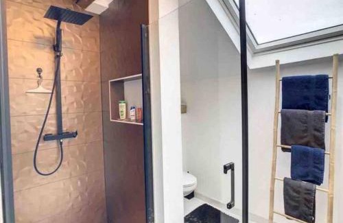 Petit Moisenay Apartment | Family-Friendly Stay at Suzy Home with Top Amenities