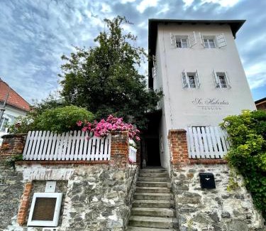 Cesky Krumlov House | Sv. Hubertus: Guest Rated 9.3 with Pet-Friendly Amenities