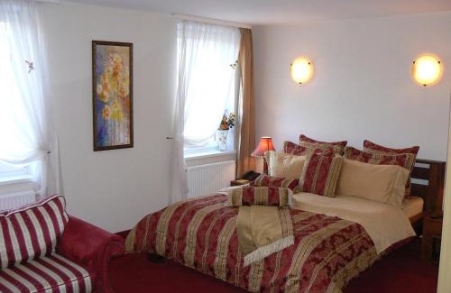 Priekule Hotel | Guest Rated 9/10: Svečių namai Minge with Family-Friendly Perks