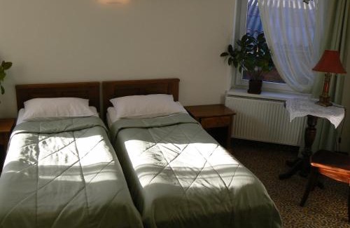 Priekule Hotel | Guest Rated 9/10: Svečių namai Minge with Family-Friendly Perks