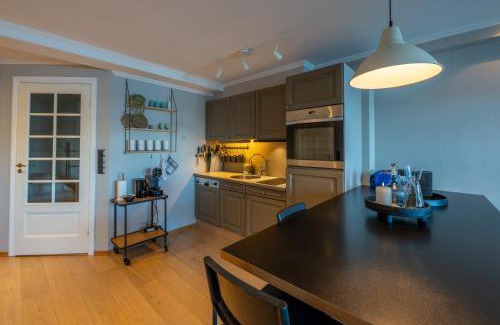 Svolvaer Apartment | Cozy Svolvær Harbour Apartment with Scenic Sea Views