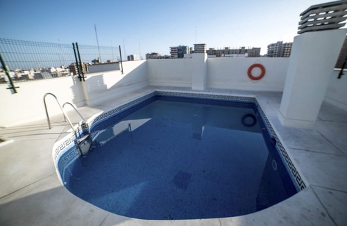 Cruz de Humilladero Apartment | Exquisite SW Three Bedroom Superior Apartment with Pool Access