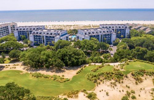 Isle of Palms House | Exceptional 107B Shipwatch: Poolside Retreat for Families