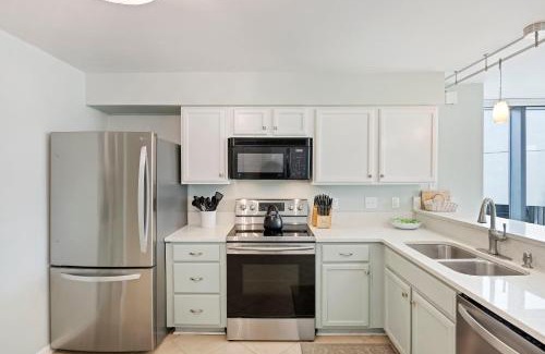 Isle of Palms House | Exceptional 107B Shipwatch: Poolside Retreat for Families