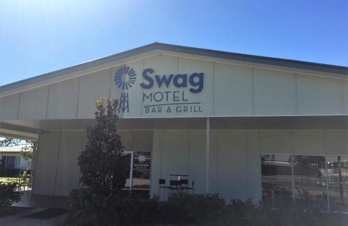 Middlemount Hotel | Convenient Swag Motel: Pet-Friendly with Inclusive Amenities