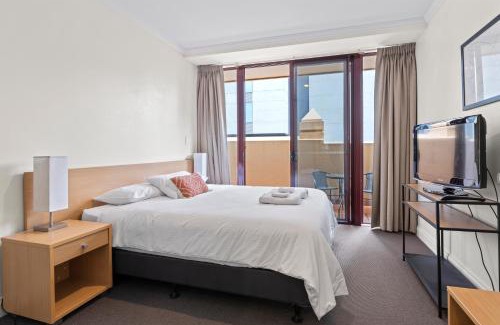 Adelaide Central Business District Apartment | Family-Friendly Retreat at Swainson on Franklin, 4 Stars