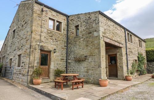 Keighley House | Swallow Barn: Family-Friendly Retreat with Pet Amenities