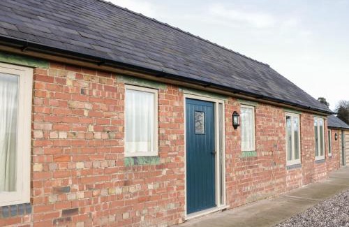 Burlton House | Kid-Friendly Retreat at Swallow Barn - 4-Star Guest Rated!