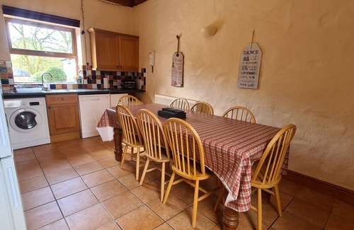 Whitland Cottage | Pet-Friendly Swallow Cottage with Pool and Breakfast Included