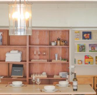 Aoba Ward House | Discover Room MOMO: Your Budget-Friendly Retreat Awaits